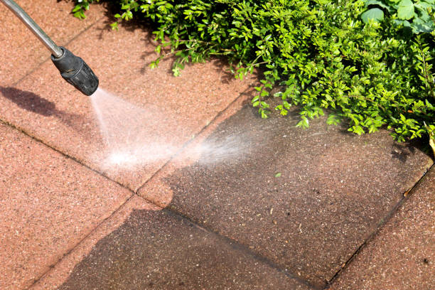 Why Choose Our Certified Pressure Washing Experts for Your Project Needs in Makaha, HI?